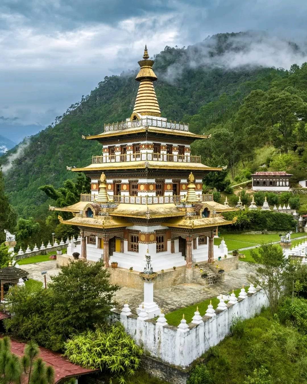Khamsum Yulley Namgyal Monastery